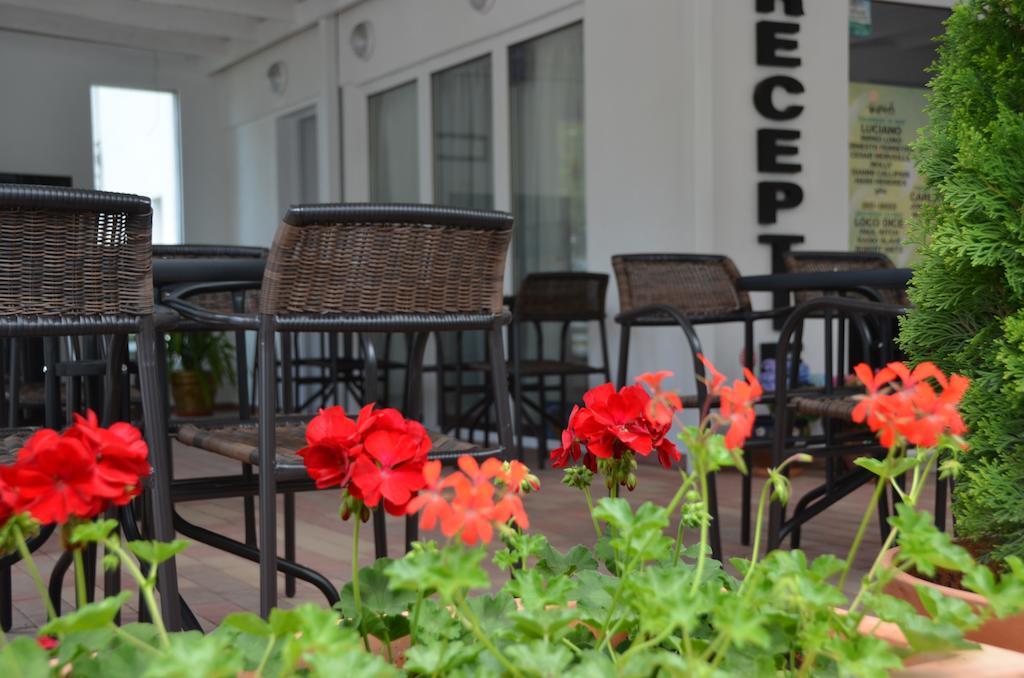 Paloma Residence Mamaia Buitenkant foto